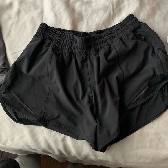 lululemon athletica Pants - Black hotty hot lululemon shorts